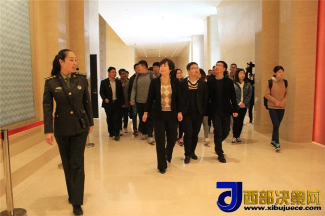 1509346208124581.jpg 3.jpg