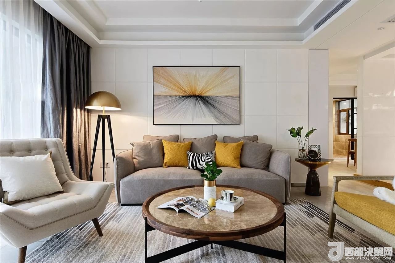 沙發(fā)背景墻選對(duì)裝飾畫，才能美了整個(gè)客廳空間！