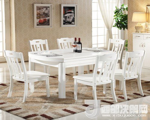 喜歡白色餐桌 但椅子該如何搭配？