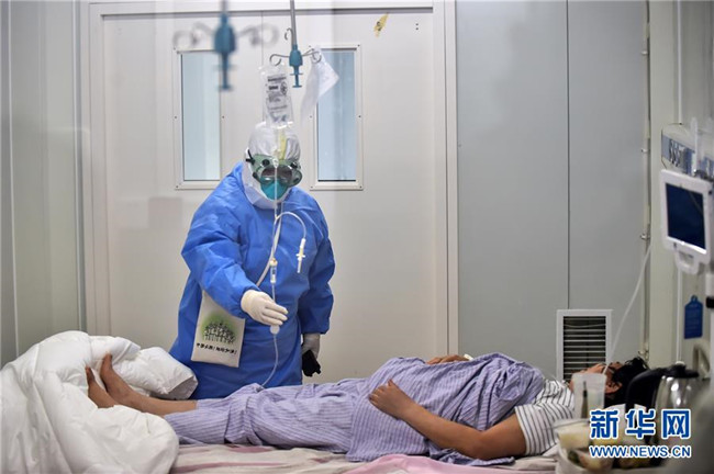 （新華全媒頭條·圖文互動(dòng)）（11）首都再戰(zhàn)“疫”，難忘40天——寫在北京應(yīng)急響應(yīng)級(jí)別降級(jí)之際 