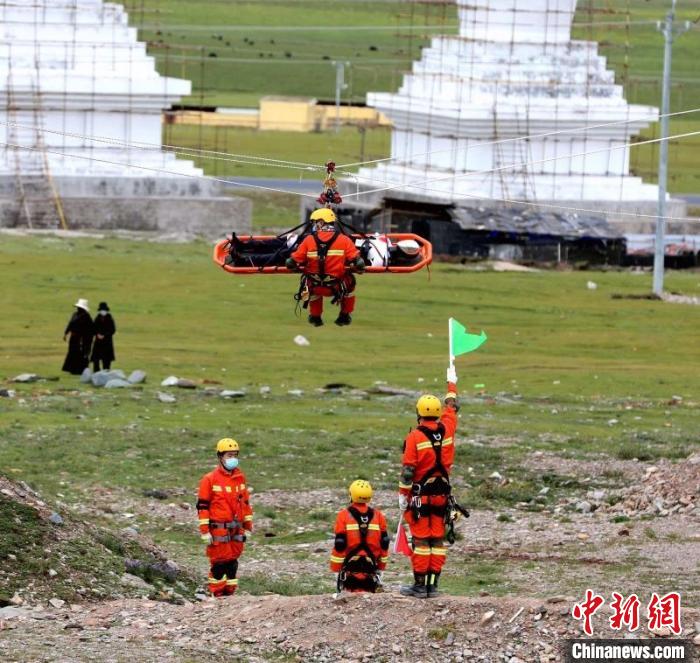 圖為應(yīng)急演練現(xiàn)場。青海省應(yīng)急廳